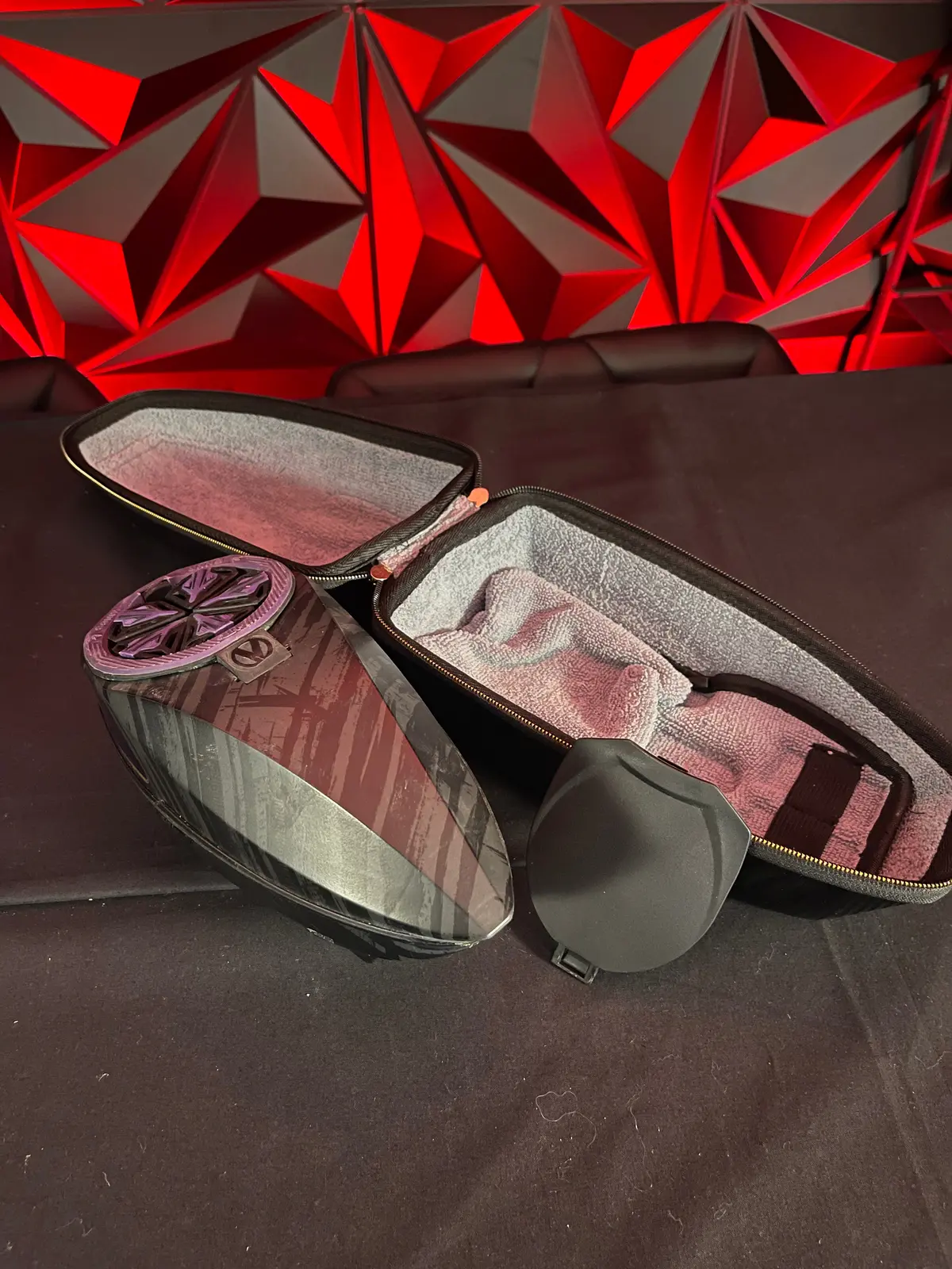 Used Virtue Spire 4 Paintball Loader - Graphic Ice W/ Speed Feed & Hk Army Loader Case 1