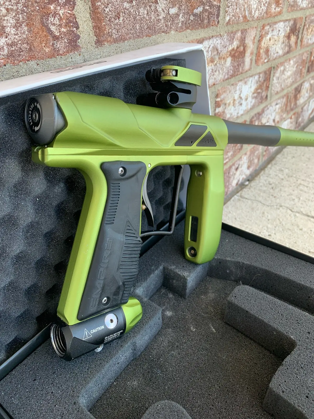 Used Empire Axe Pro Paintball Gun - Green/Black 1