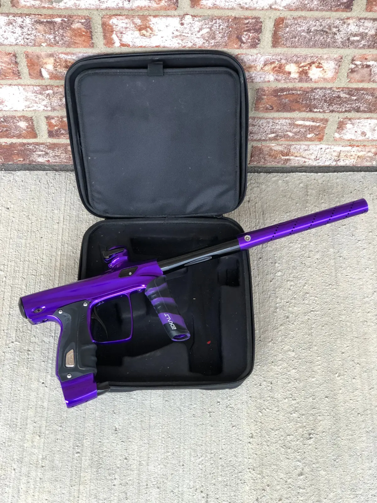 Used Shocker Rsx Paintball Gun - Gloss Purple 1