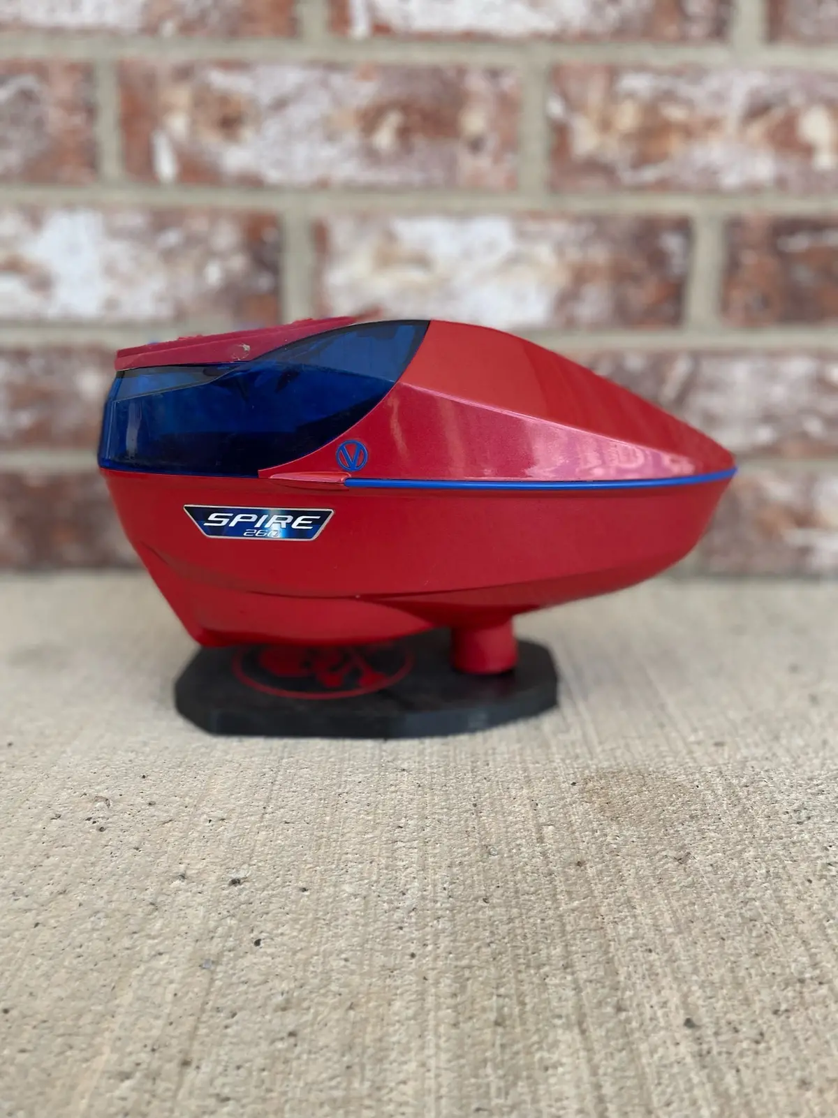 Used Virtue Spire 260 Paintball Loader - Red/Blue W/ Speedfeed 1