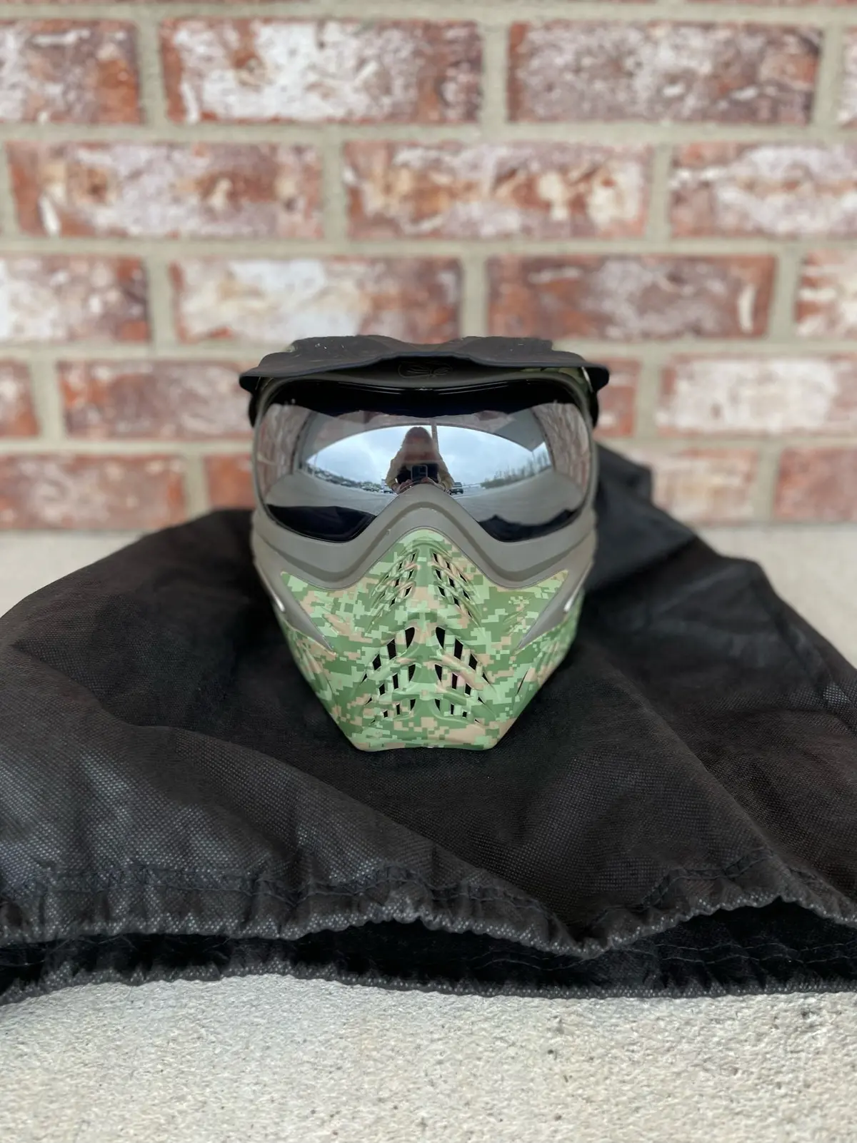 Used V-Force Grill Se Paintball Mask - Digital Camo W/ Visor And Soft Goggle Bag 1