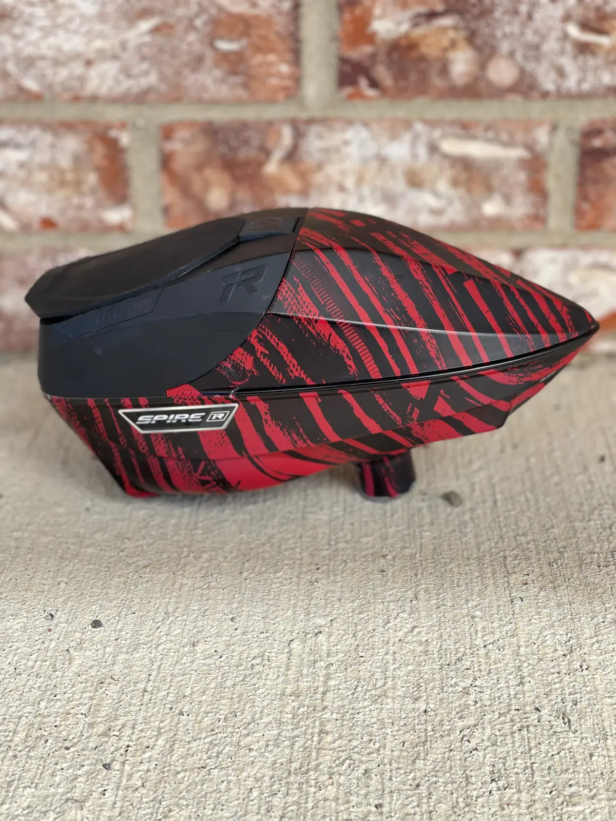 Used Virtue Spire Ir Paintball Loader - Graphic Red W/ Rain Lid 1