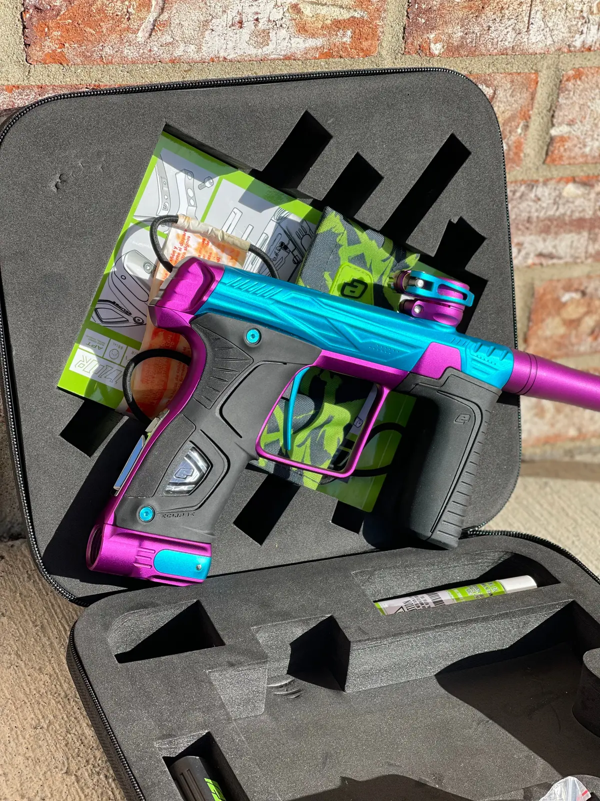 Used Planet Eclipse/Hk Army 170R Paintball Gun - Dust Teal/ Purple 1