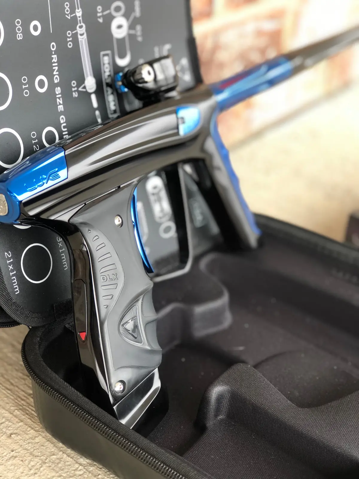 Used Dlx Luxe X Paintball Gun - Gloss Black 1
