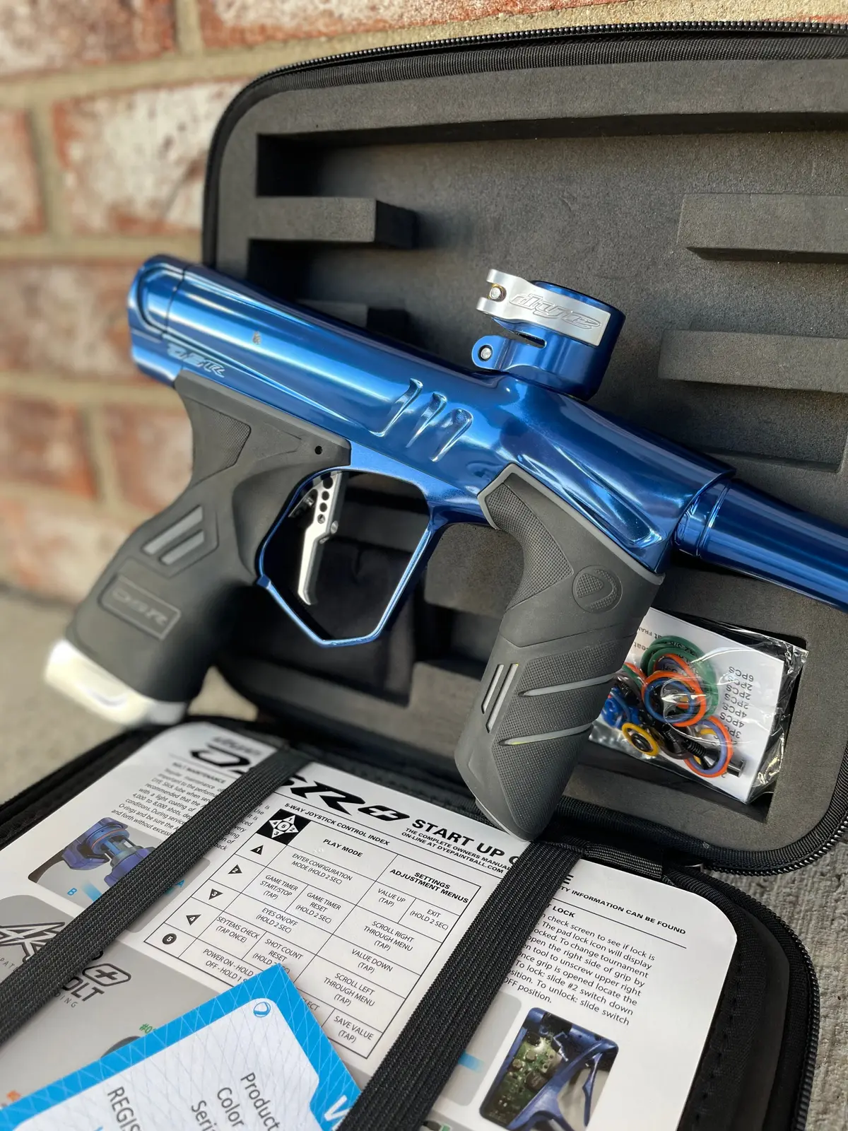 Used Dye Dsr+ Paintball Gun - Polished Blue / Dust Silver 2