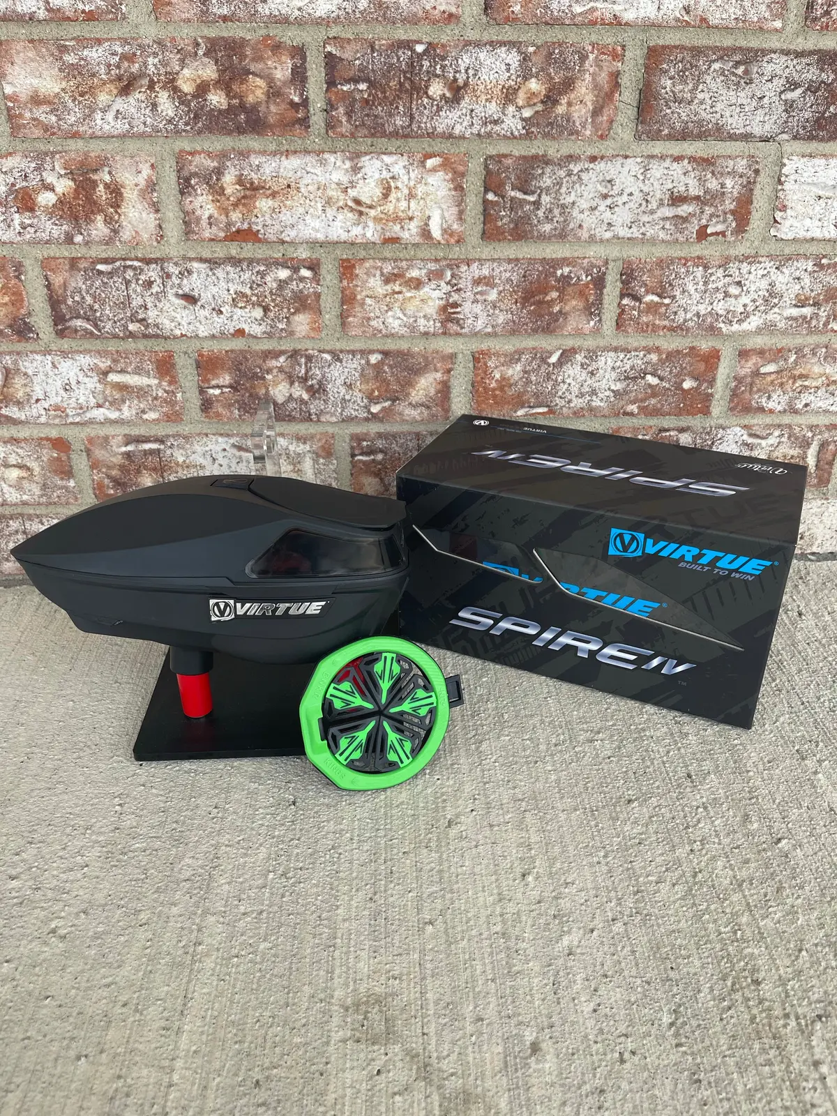 Used Virtue Spire 4 Paintball Loader - Black W/ Ntr Speedfeed And Rain Lid 1