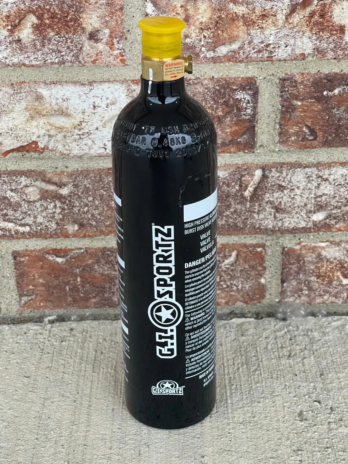 Used Gi Sportz 12 Ounce Co2 Paintball Tank 1