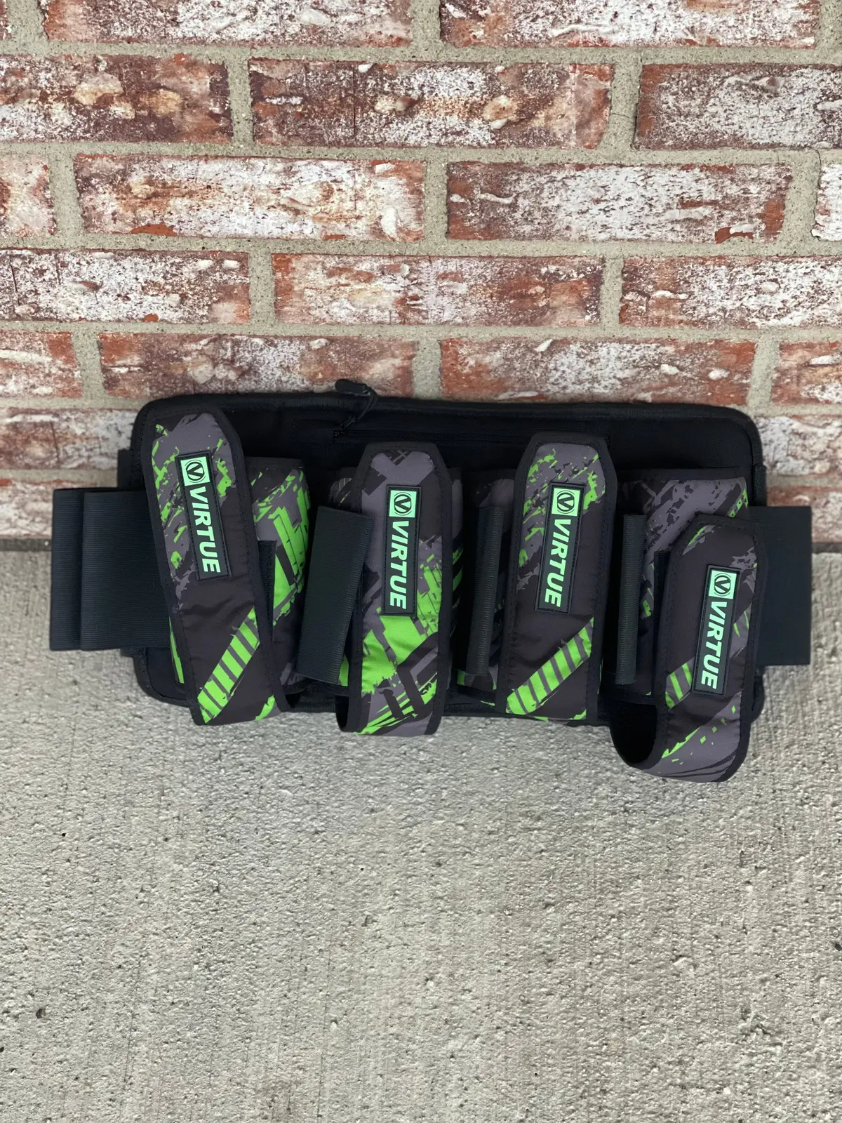 Used Virtue Elite 4+7 Paintball Pod Pack- Lime 1