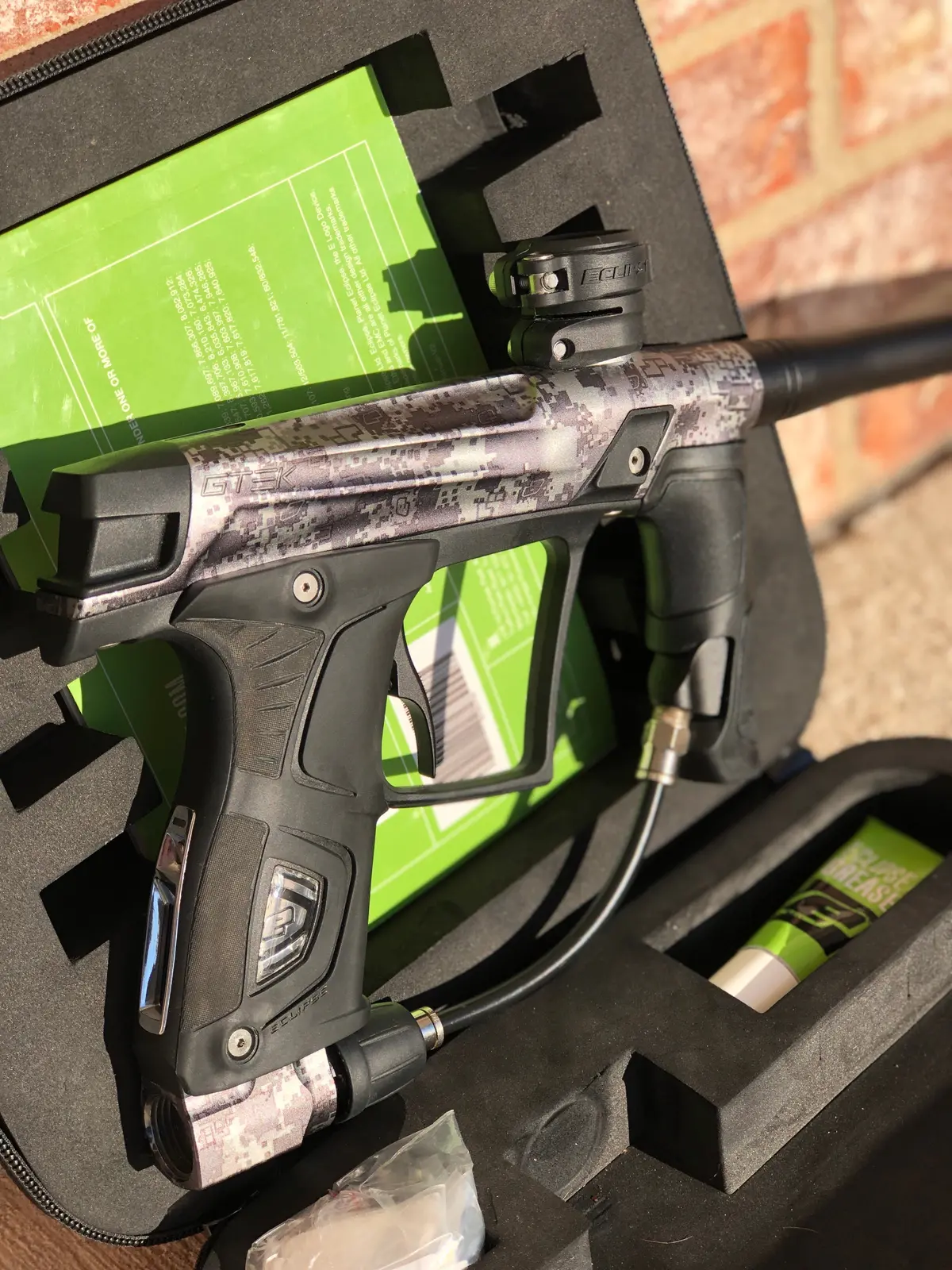 Used Planet Eclipse Gtek Oled Paintball Marker- Urban Camo 1
