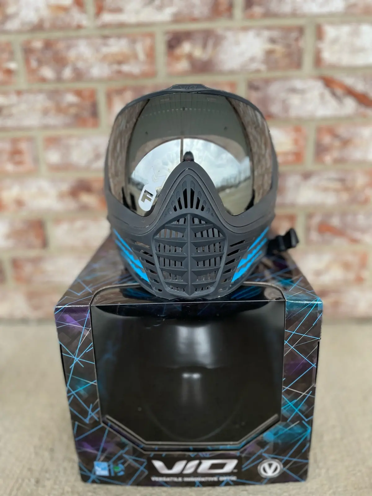 Used Virtue Vio Contour - Grey With Blue Accents 1