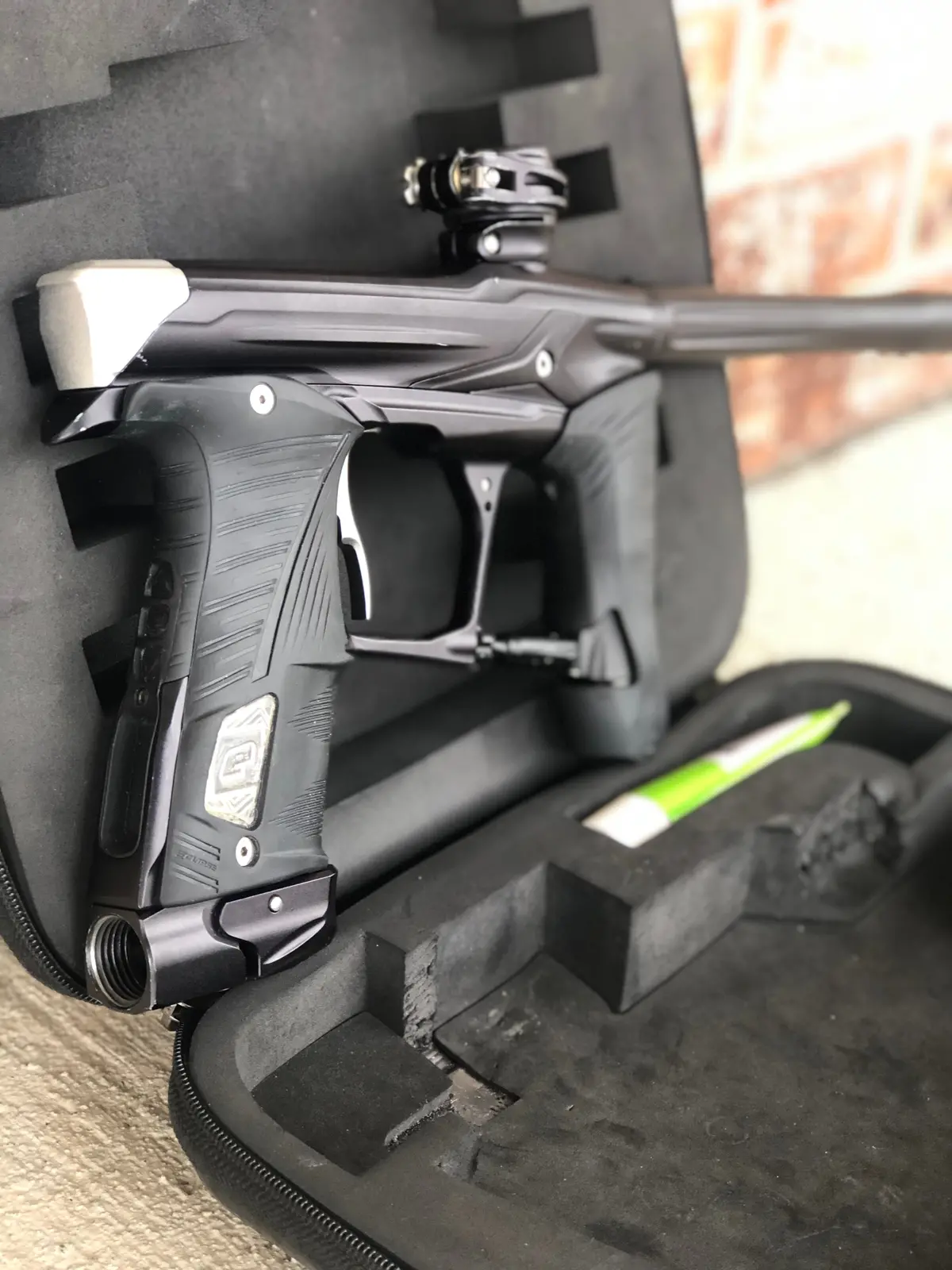 Used Planet Eclipse Geo 3.5 Paintball Gun - Black/Silver 1