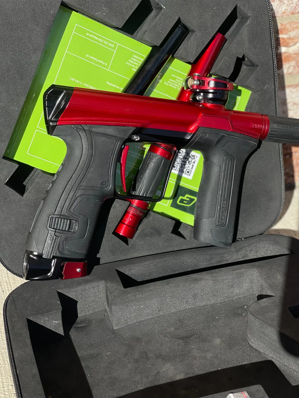 Used Planet Eclipse Cs2 Pro Paintball Gun - Red/Back 1