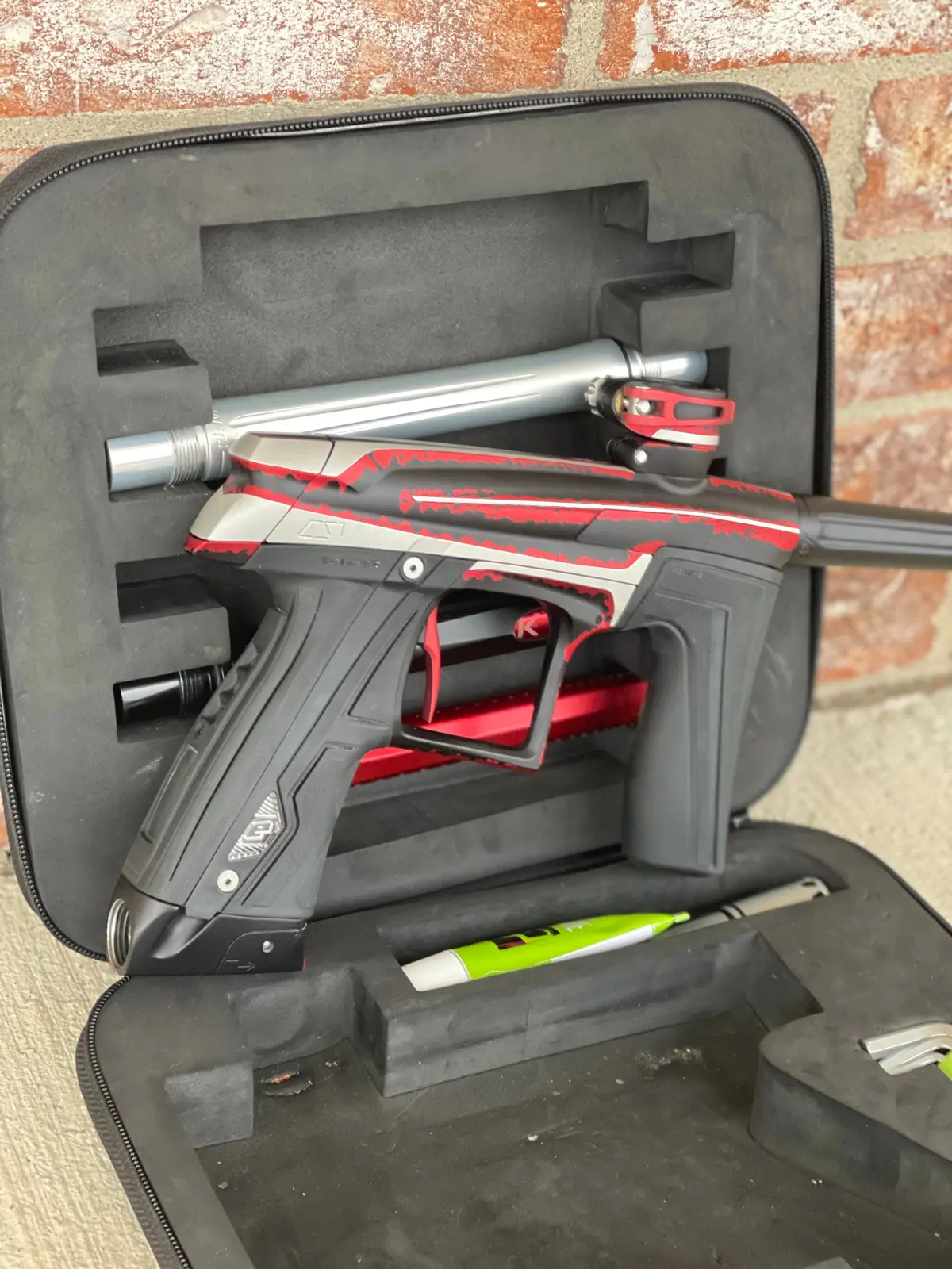 Used Planet Eclipse Cs1 Paintball Gun - Le Pattern Anna Black/Red/Grey 1
