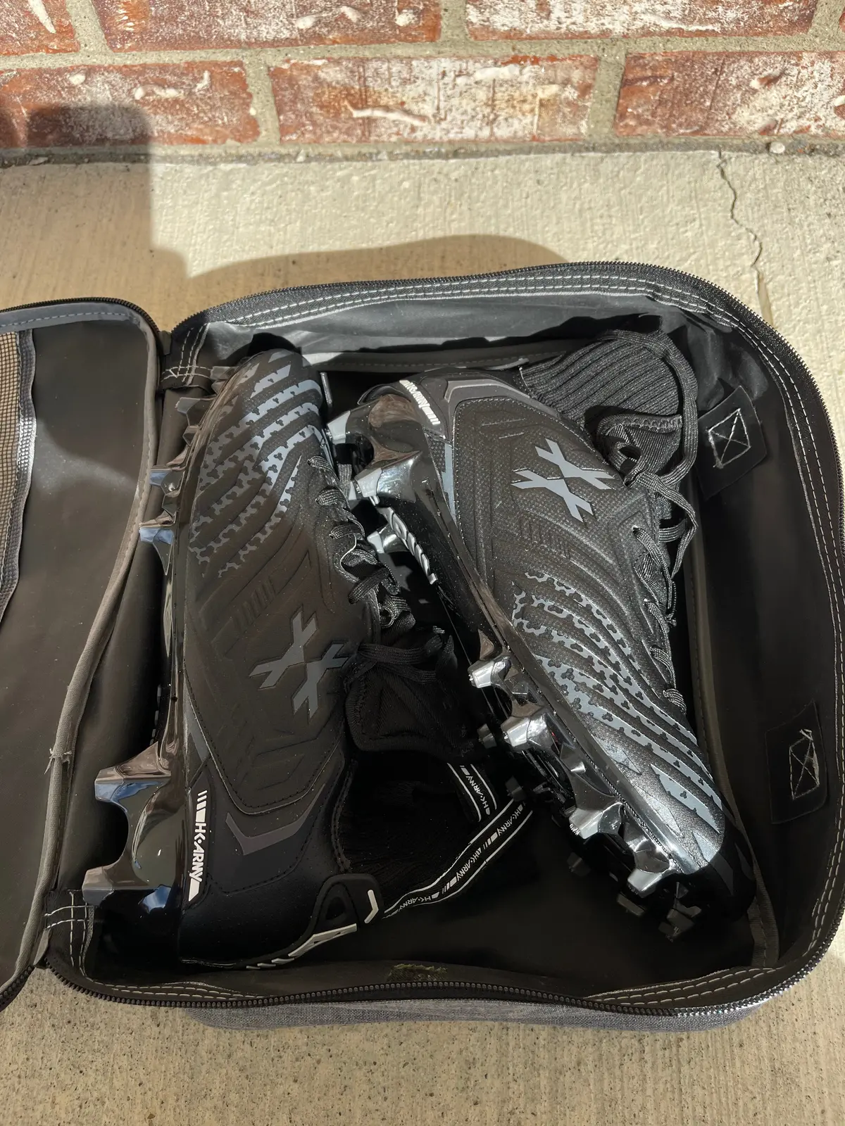 Used Hk Army Diggerz_X1 High Top Paintball Cleat - Black - Size 9 1