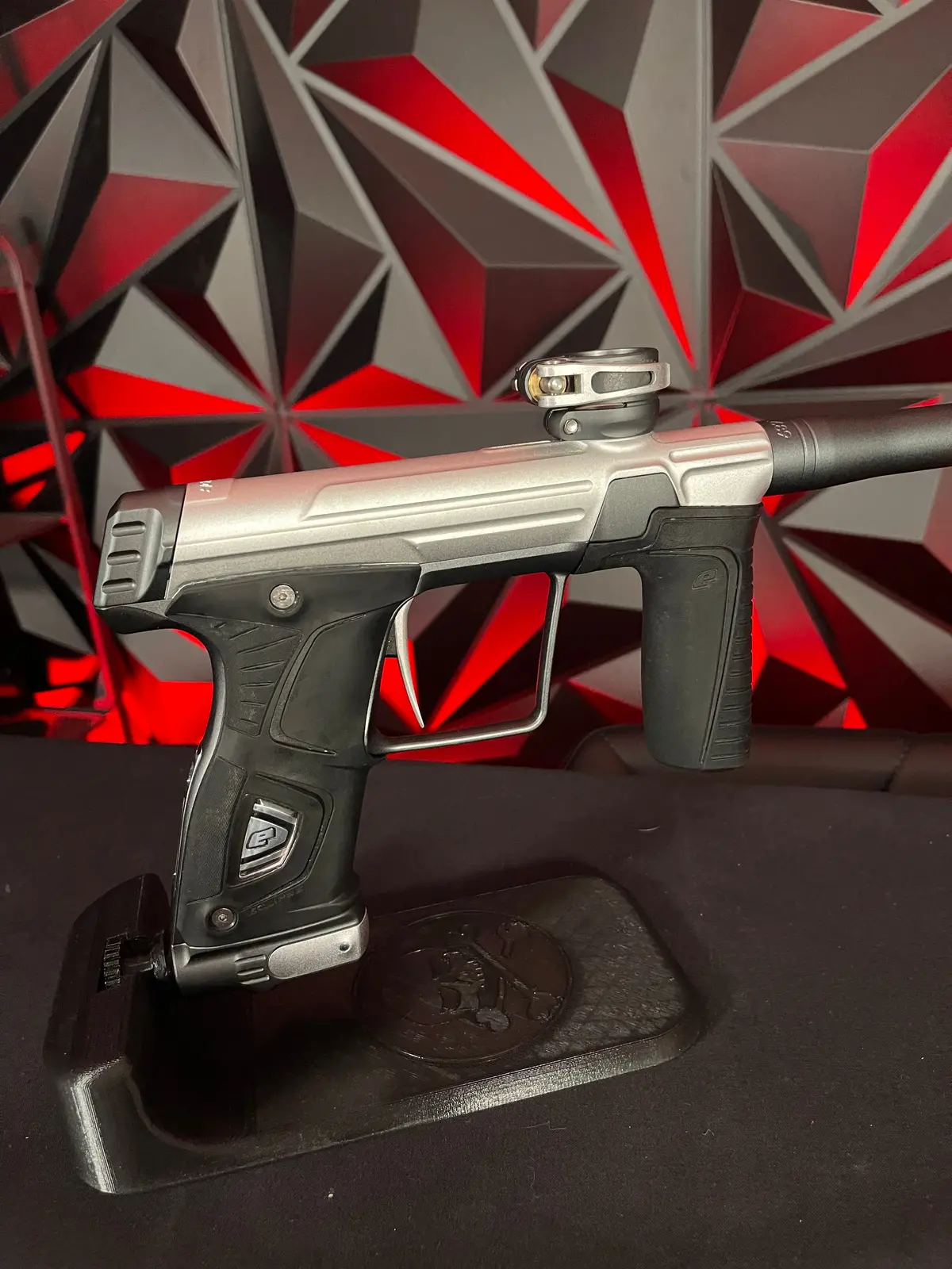 Used Planet Eclipse Gtek 170R Paintball Gun - Silver/Grey 1