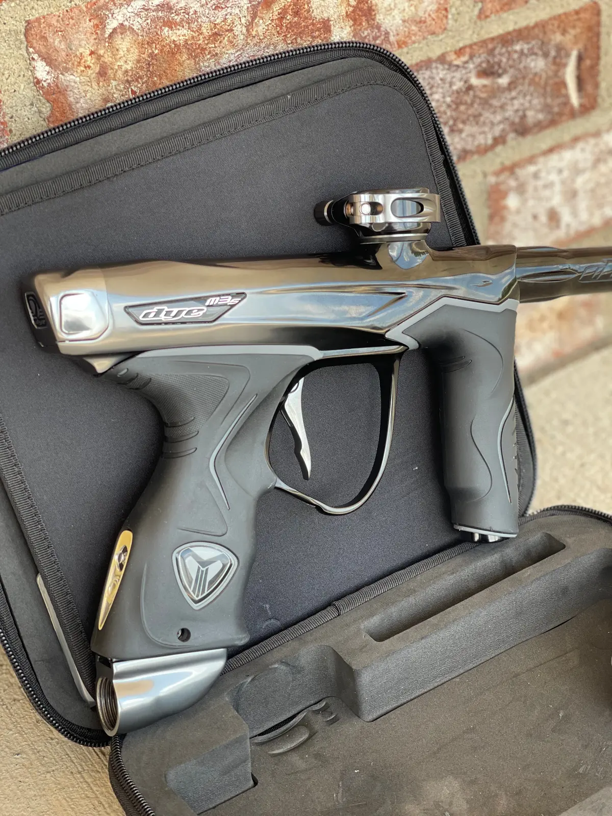 Used Dye M3s Paintball Gun - Abyss W/ Mosair 1