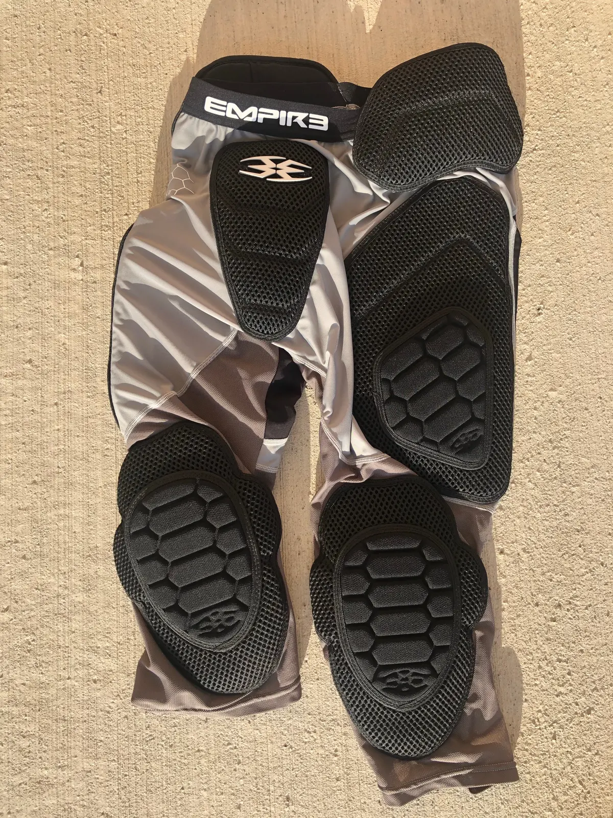 Used 2015 Empire Neoskin Slide Shorts With Knee Pads - Grey - Size Xl 1