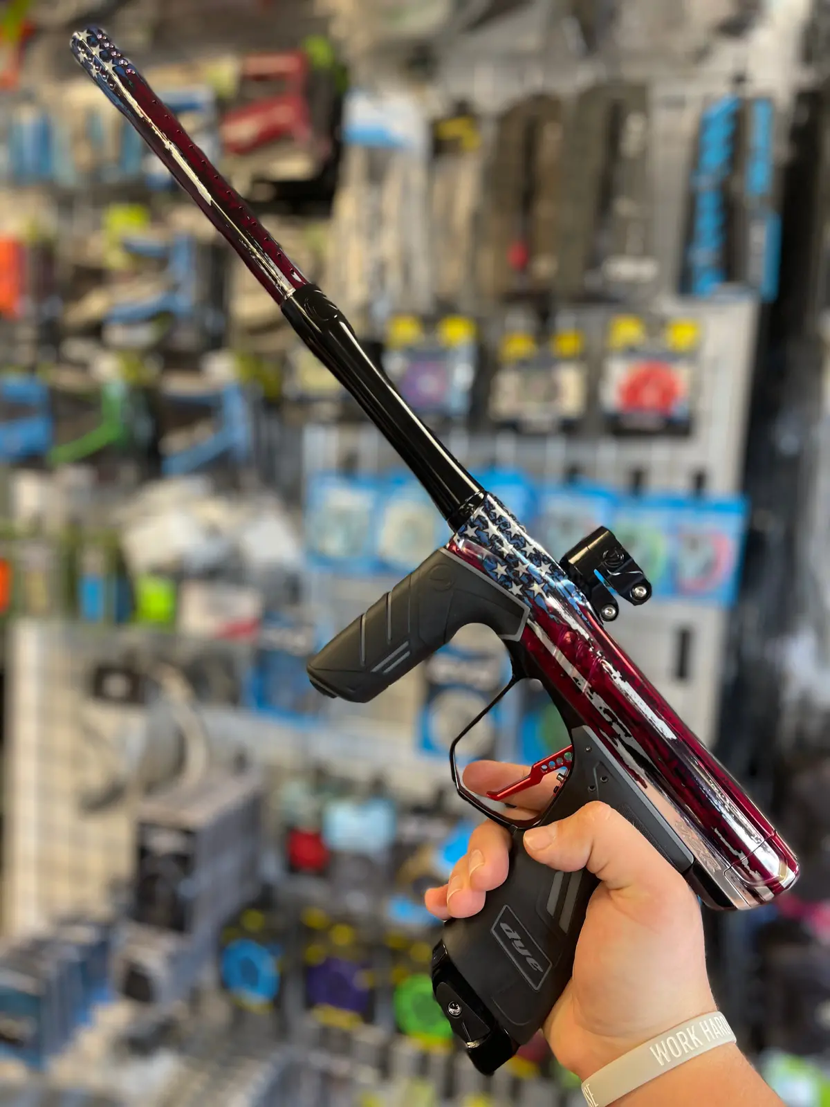Dye Dsr+ Paintball Gun - Le Stars And Stripes 1