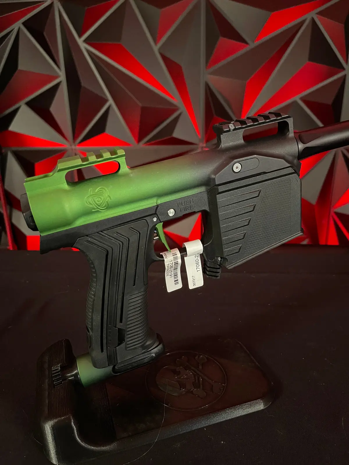 Used Planet Eclipse Inception Designs "Ranger" Emf100 Paintball Gun - Green To Black Fade W/Inception Design Body, Fang Trigger, Pwr Bored Matching Barrel 1