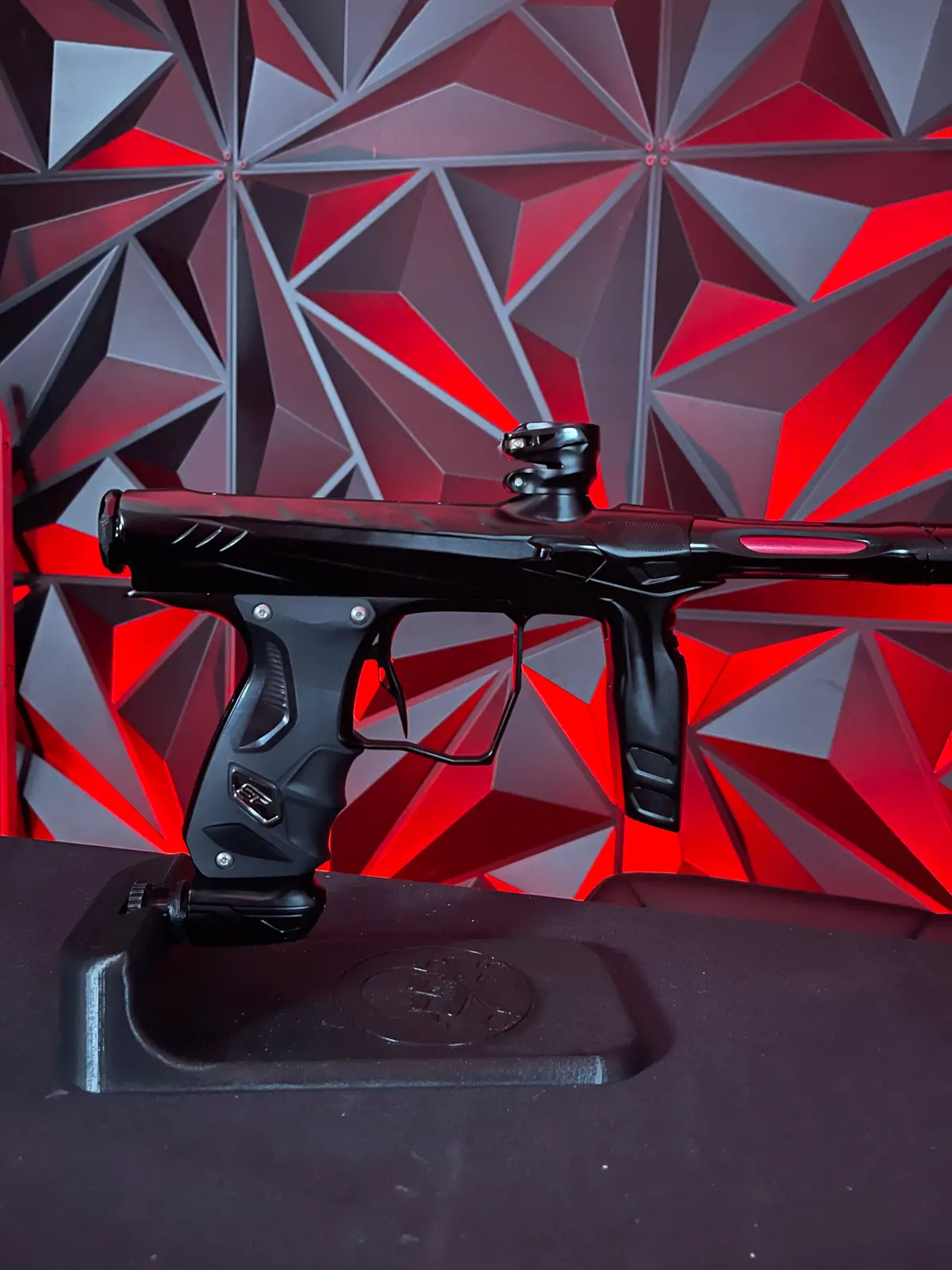 Used Hk Army Shocker Amp Paintball Gun- Black 1