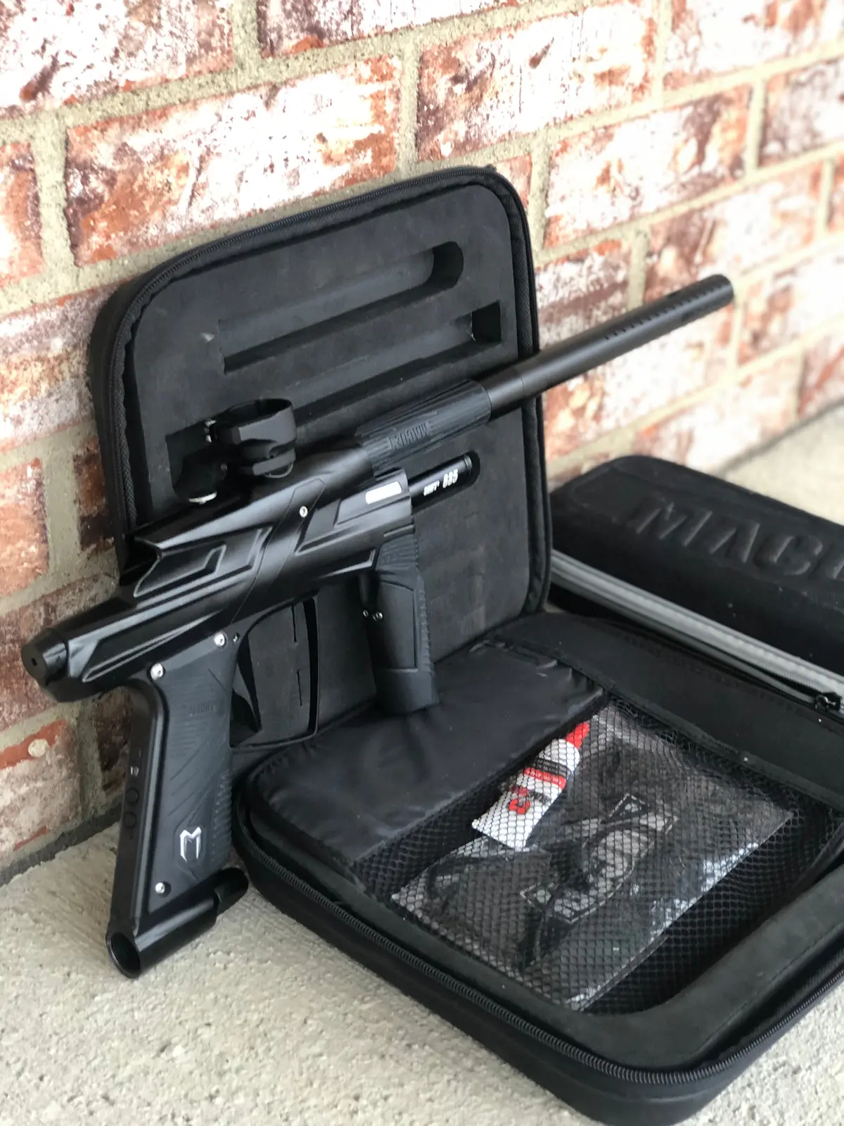 Used Macdev Cyborg 6 Paintball Marker - Black 1