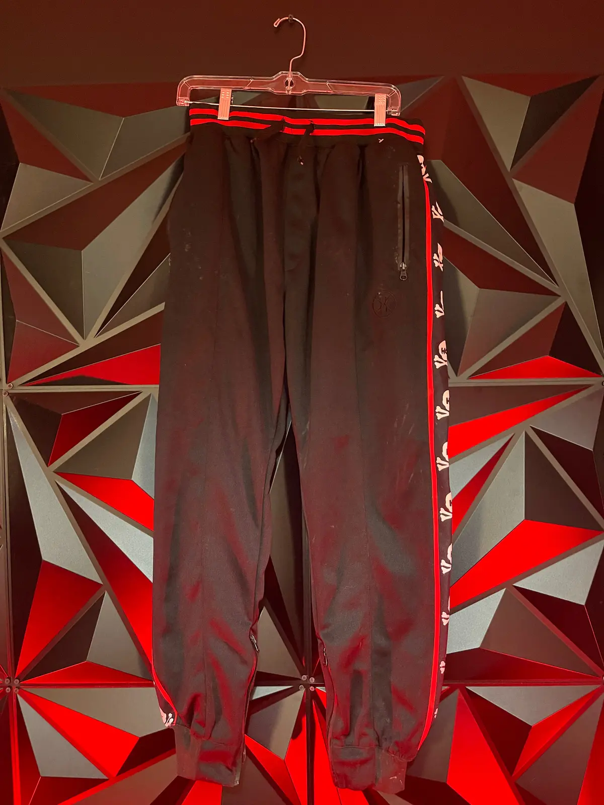 Used Hk Army Paintball Pant - Jogger- 2Xl - Black W/Red Skulls 1