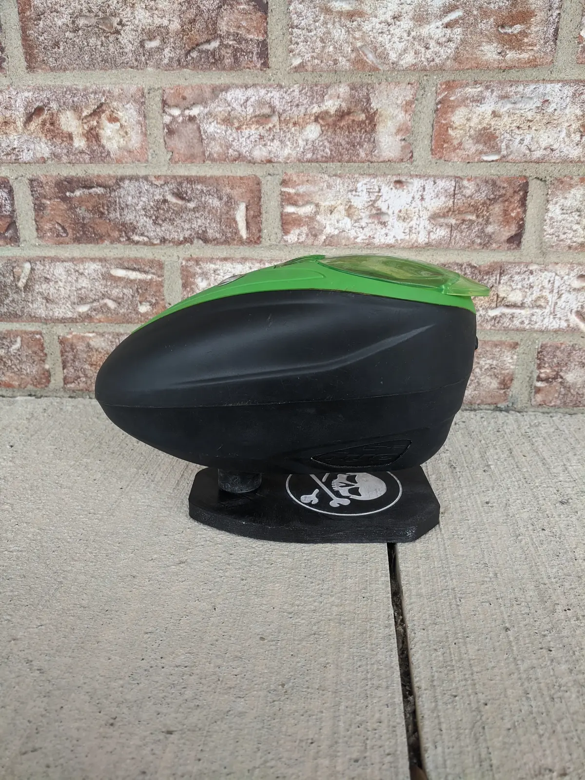 Used Dye Ltr Paintball Loader- Lime 1