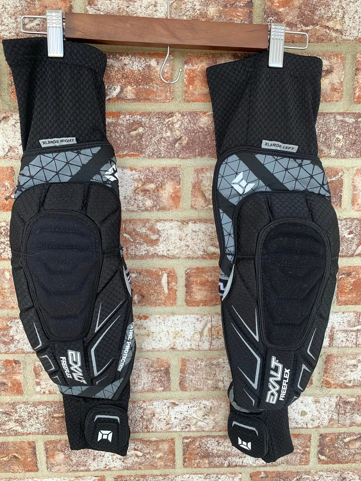 Used Exalt Freeflex Elbow Pads - Xl 1