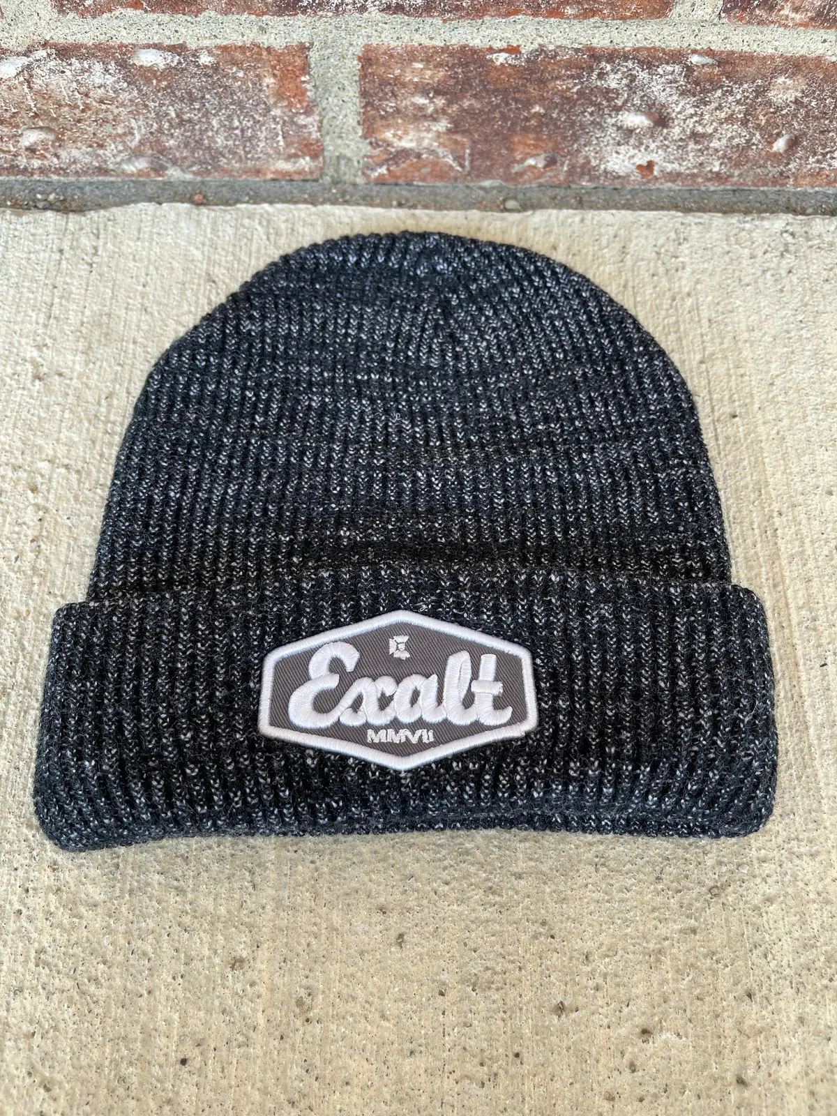 Used Exalt Beanie - Grey 1