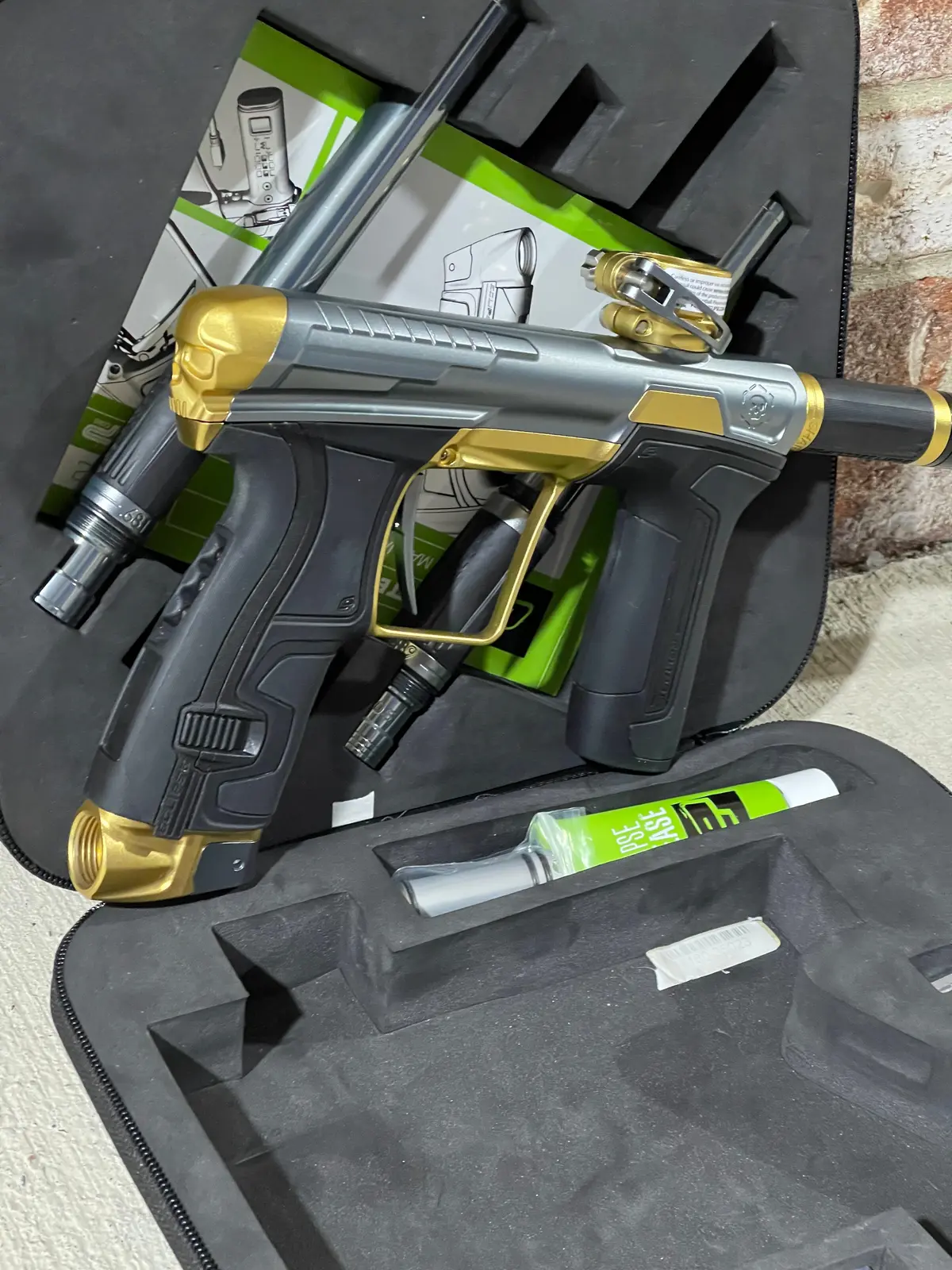 Used Infamous / Planet Eclipse Cs2 Paintball Gun - Grey / Gold W/ 3 Fl Inserts 1