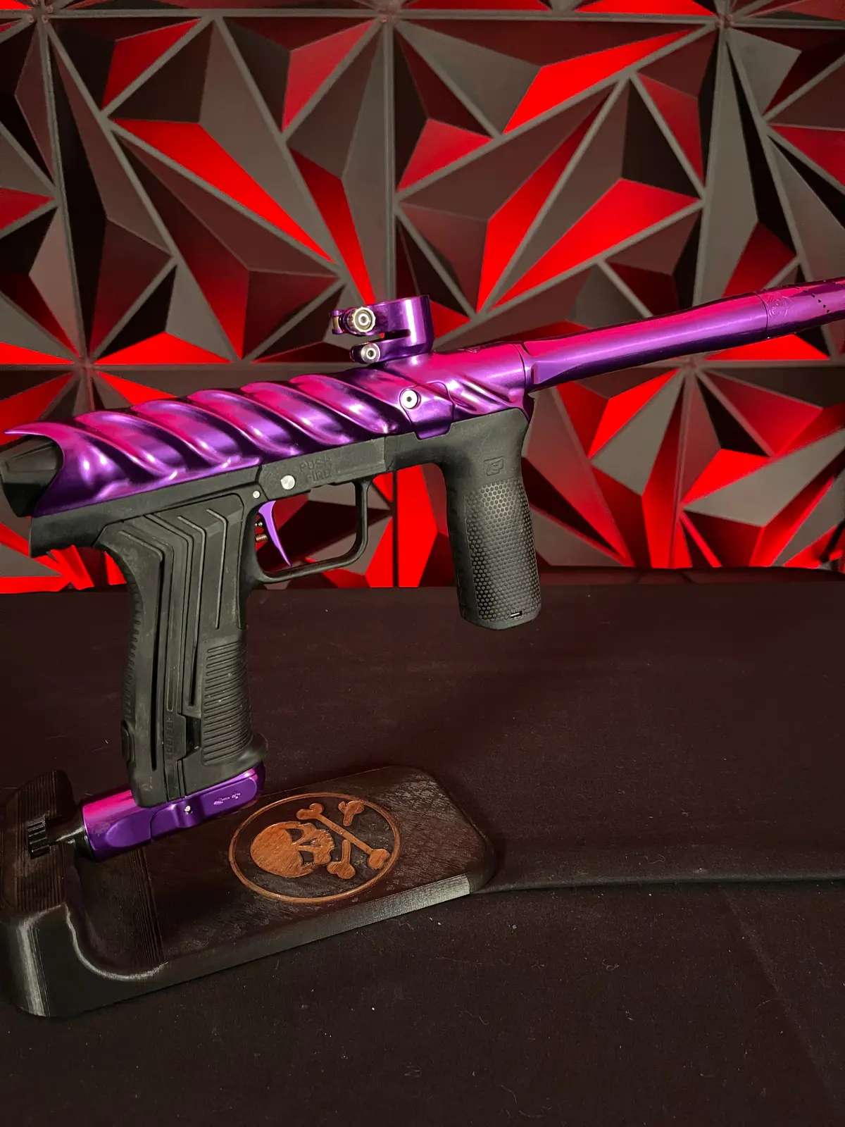 Used Planet Eclipse/Inception Designs Emek 100 "Ripper" Paintball Gun - Polished Purple 1