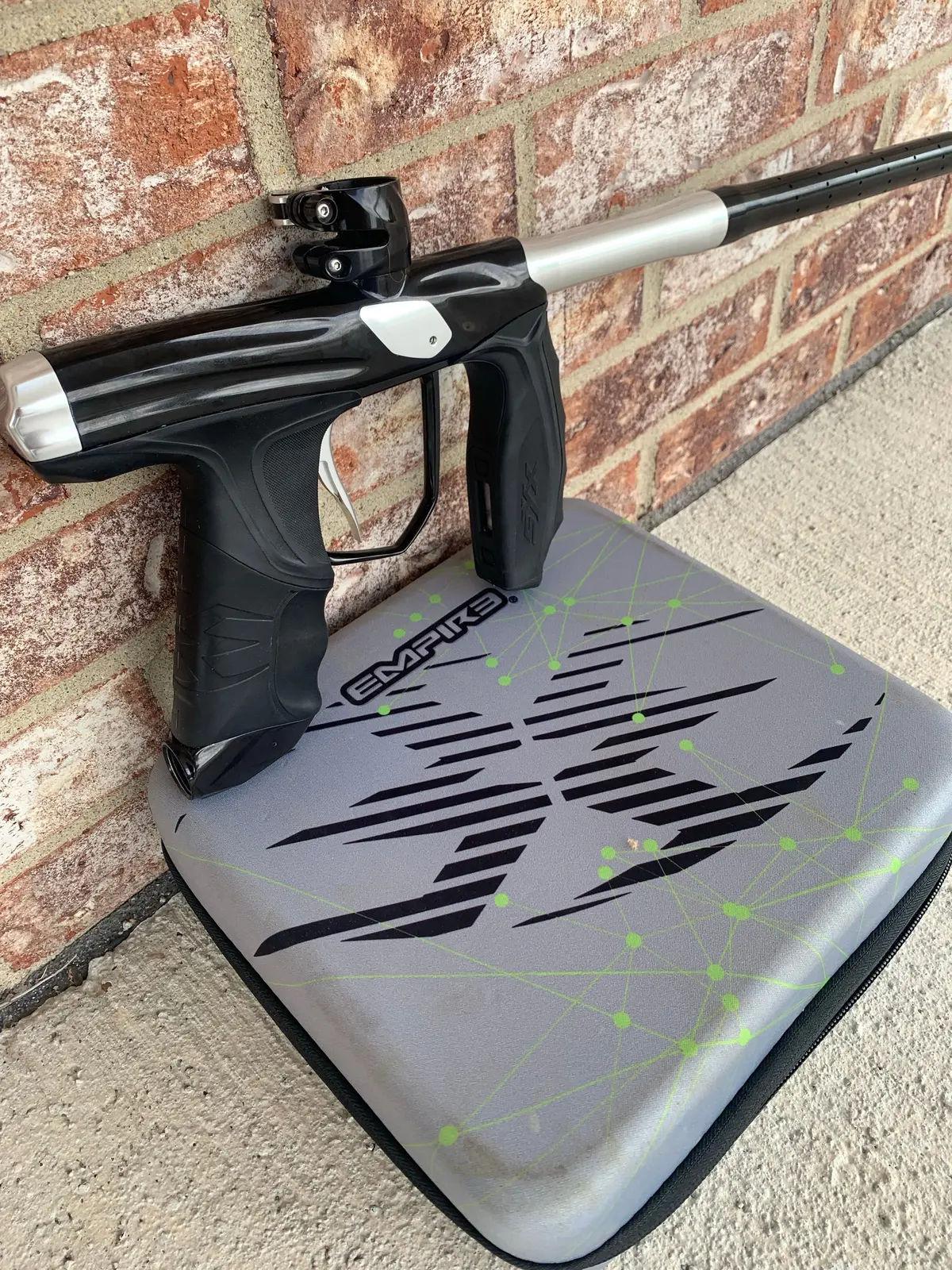Used Empire Syx Paintball Marker- Black/Silver 1