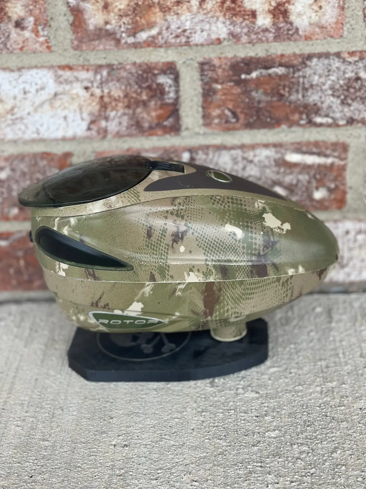 Used Dye Rotor Paintball Loader - Camo (Dyecam) 1