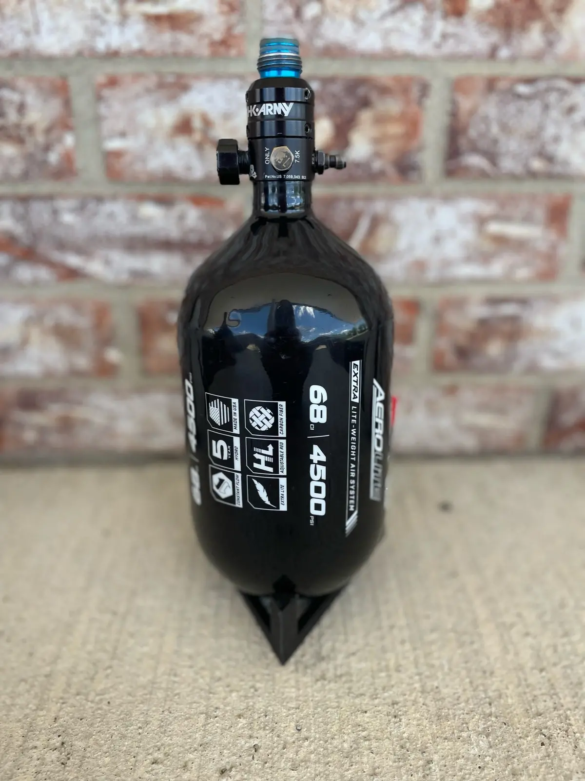 Used Hk Army Aerolite "Extra Lite" 68/4500 Paintball Tank - Black - Standard Aerolite2 Regulator 1