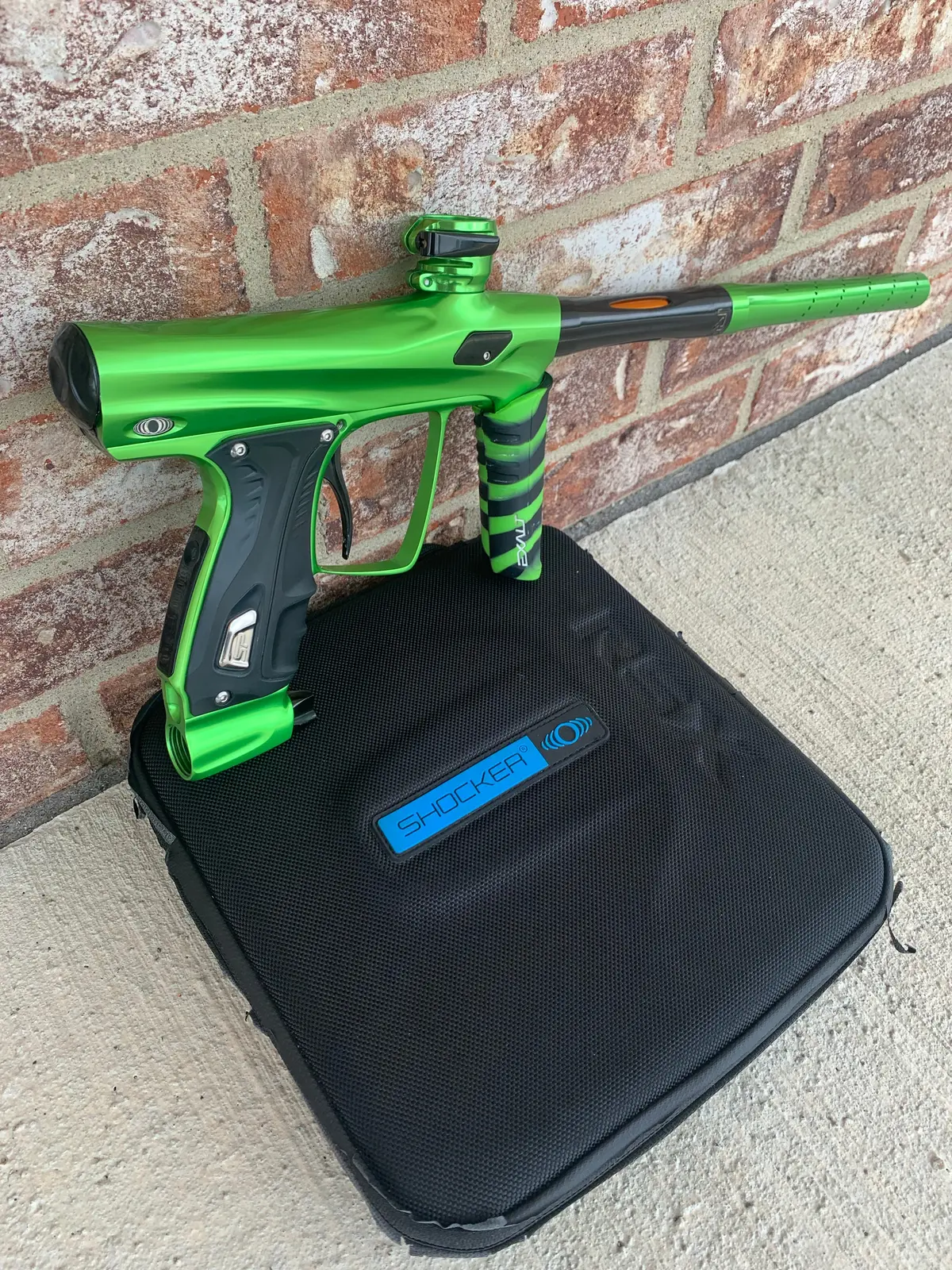 Smart Parts Shocker Rsx Paintball Marker- Lime 1