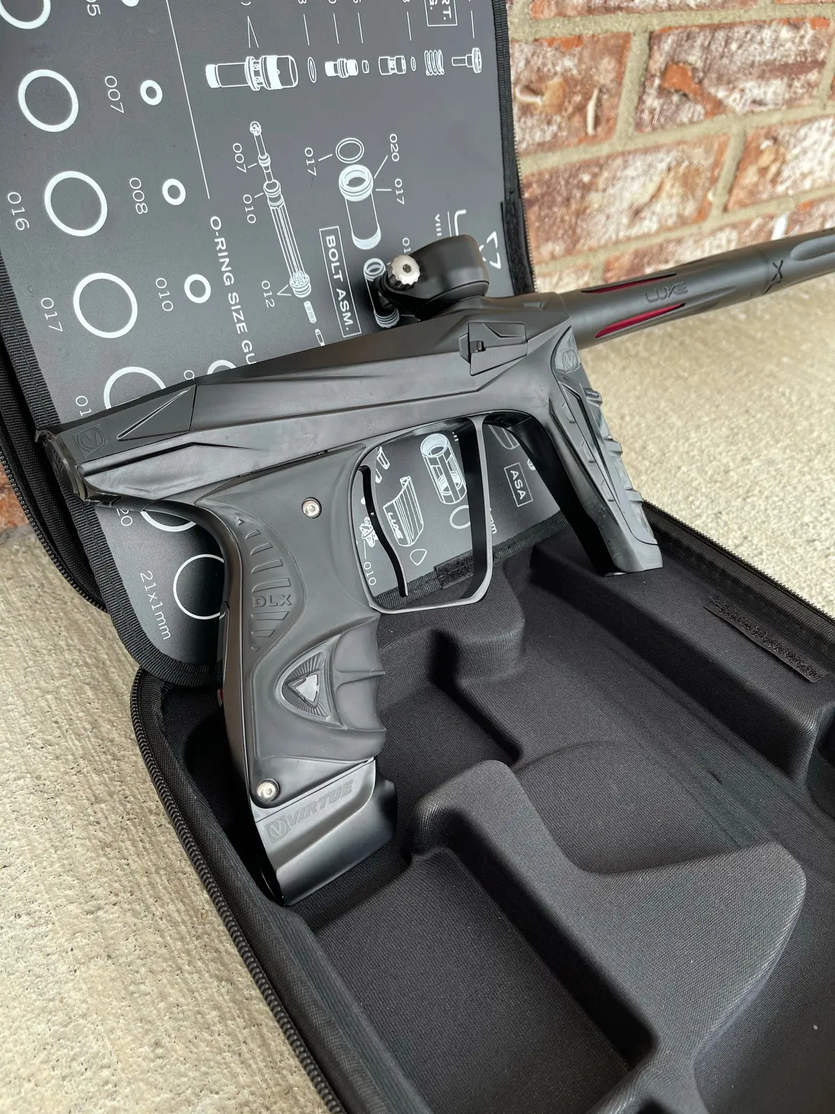 Used Virtue Luxe Ace Paintball Gun - Black 1