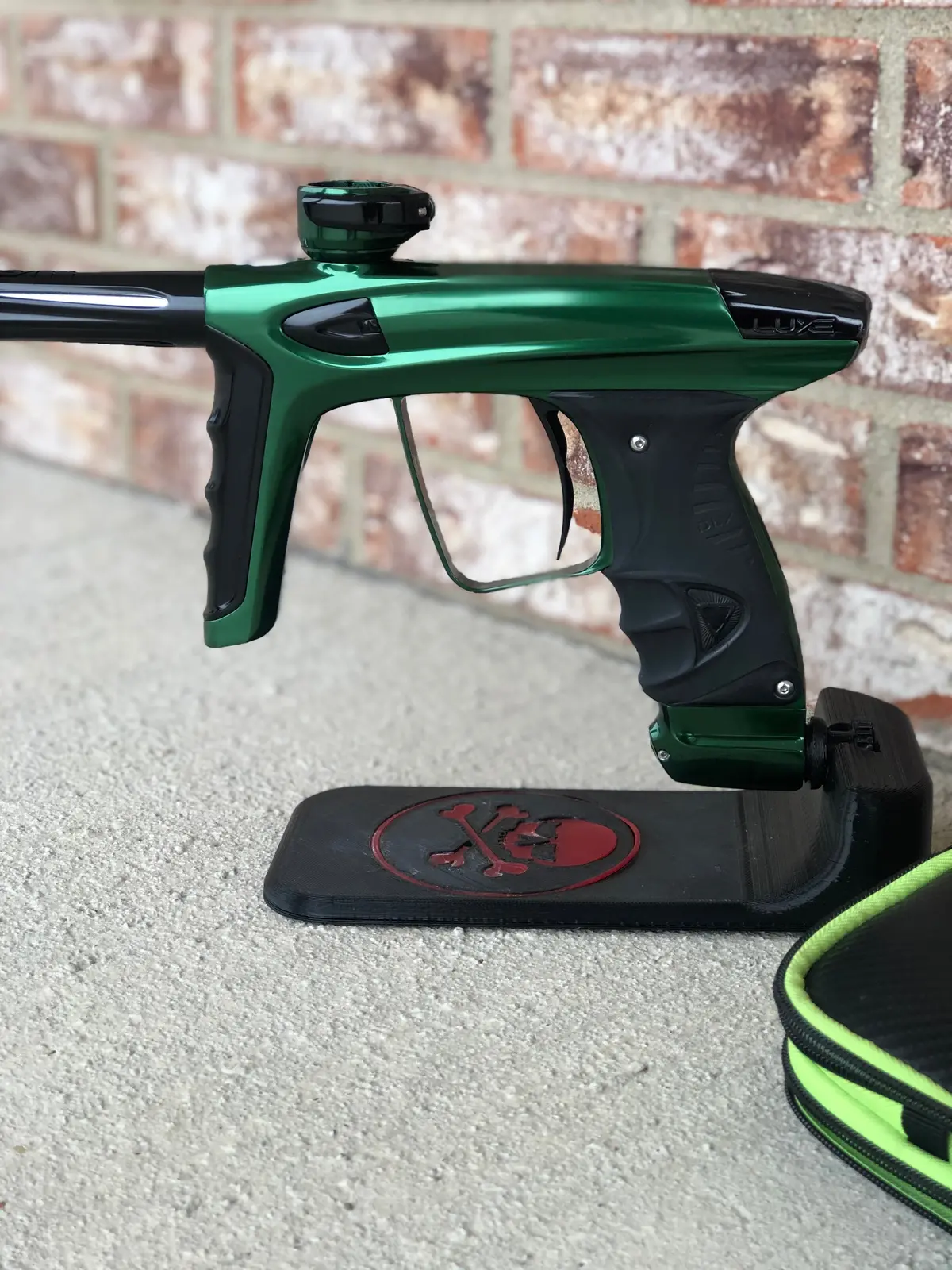 Used Dlx Luxe Ice Paintball Marker - Gloss Emerald 1