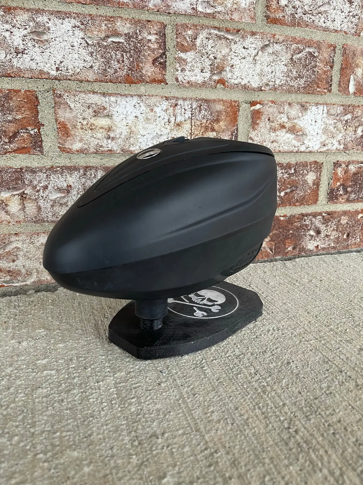 Used Dye Ltr Paintball Loader - Black 1