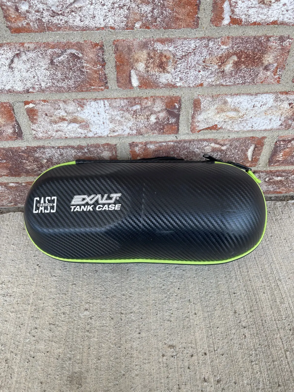 Used Exalt Carbon Series Tank Case - Black 1