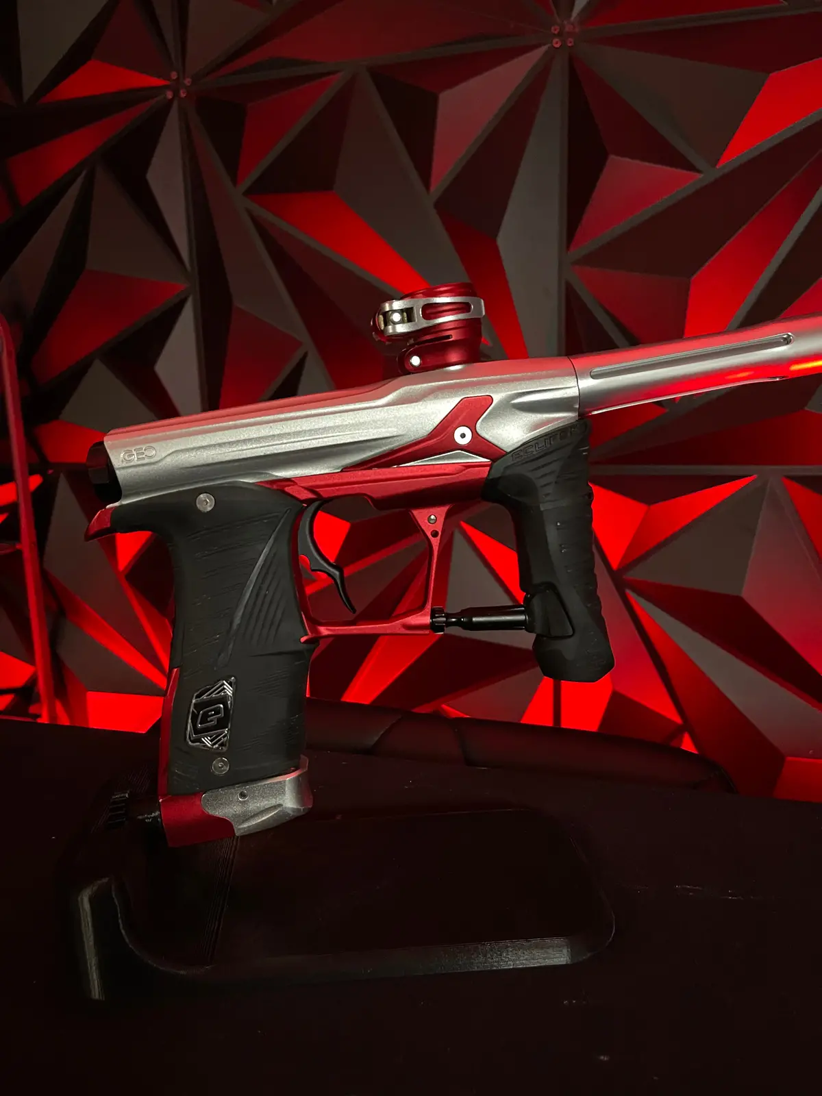 Used Planet Eclipse Geo 3.1 Paintball Gun - Silver/Red W/ Infamous Fxl Barrel & Deuce Trigger 1