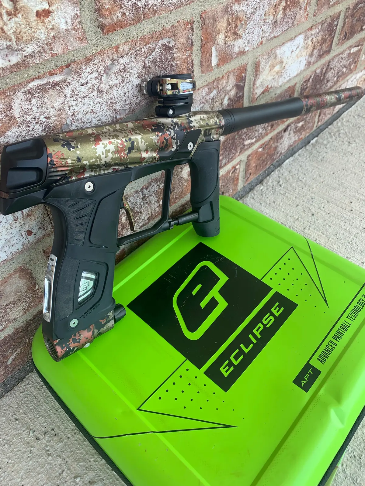 Planet Eclipse Gtek-160R Paintball Maker- Jungle Camo 1