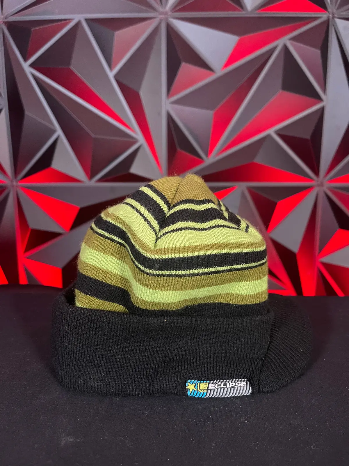 Used Planet Eclipse Beanie - Lime/Black 1