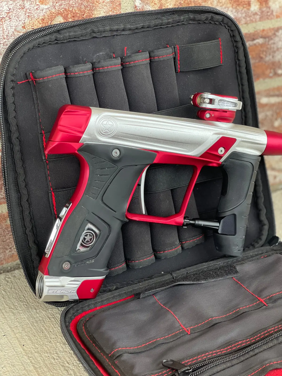 Used Gi Sportz Stealth Paintball Marker- Silver/Red 1