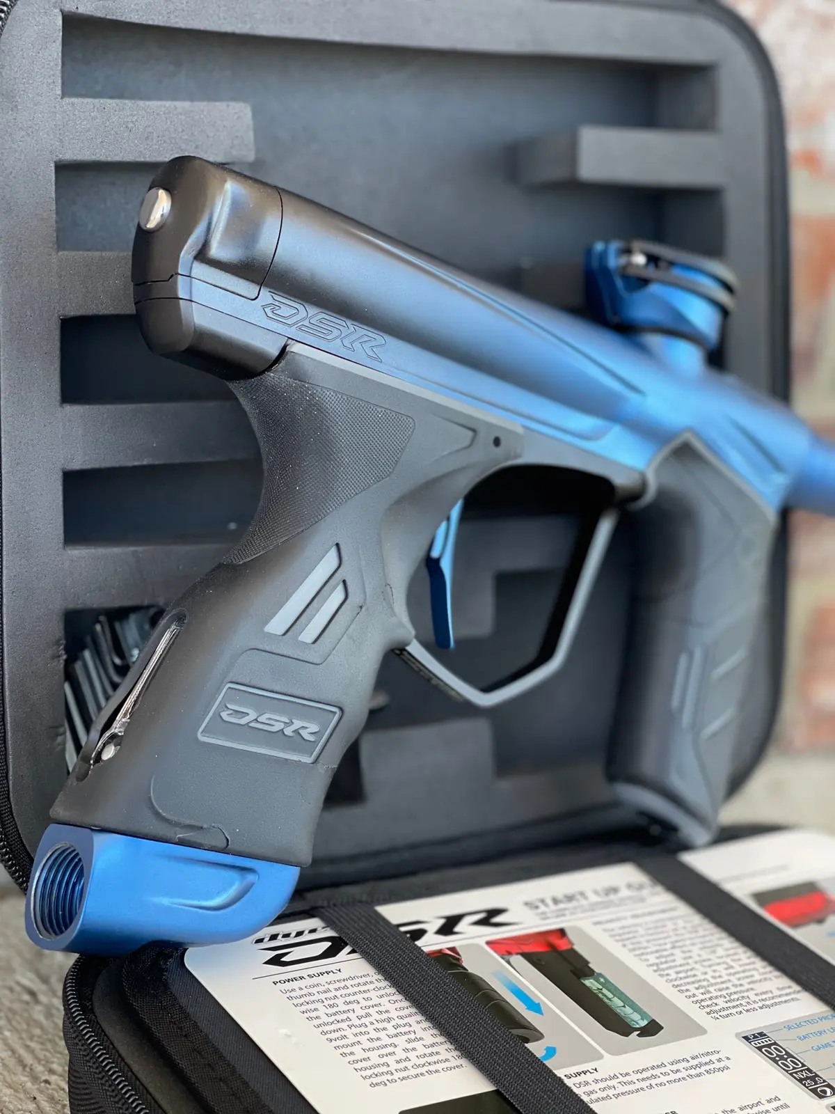 Used Dye Dsr Paintball Gun - Black Waters 1