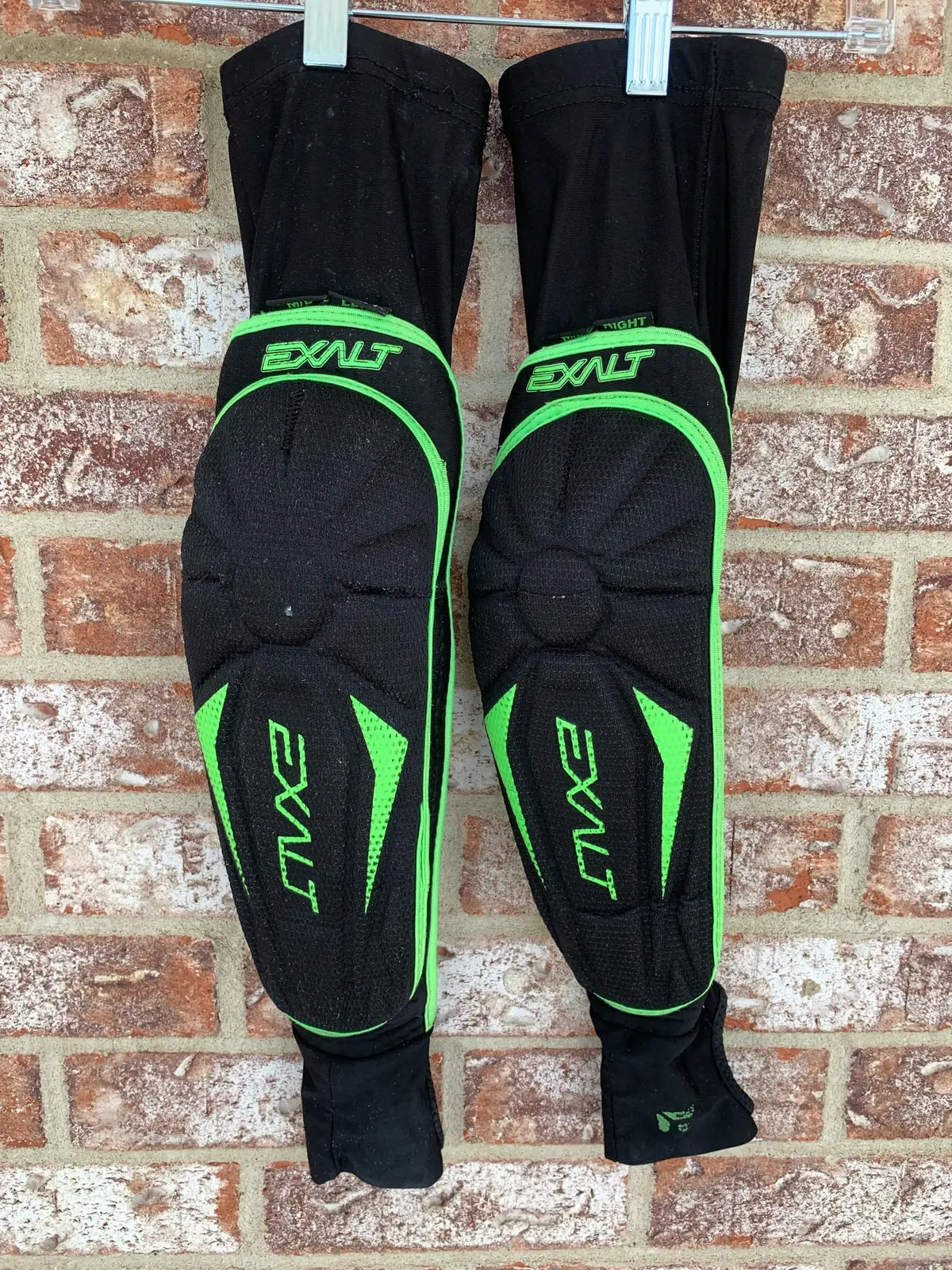 Used Exalt T3 Elbow Pads - Black/Lime - M/L 1