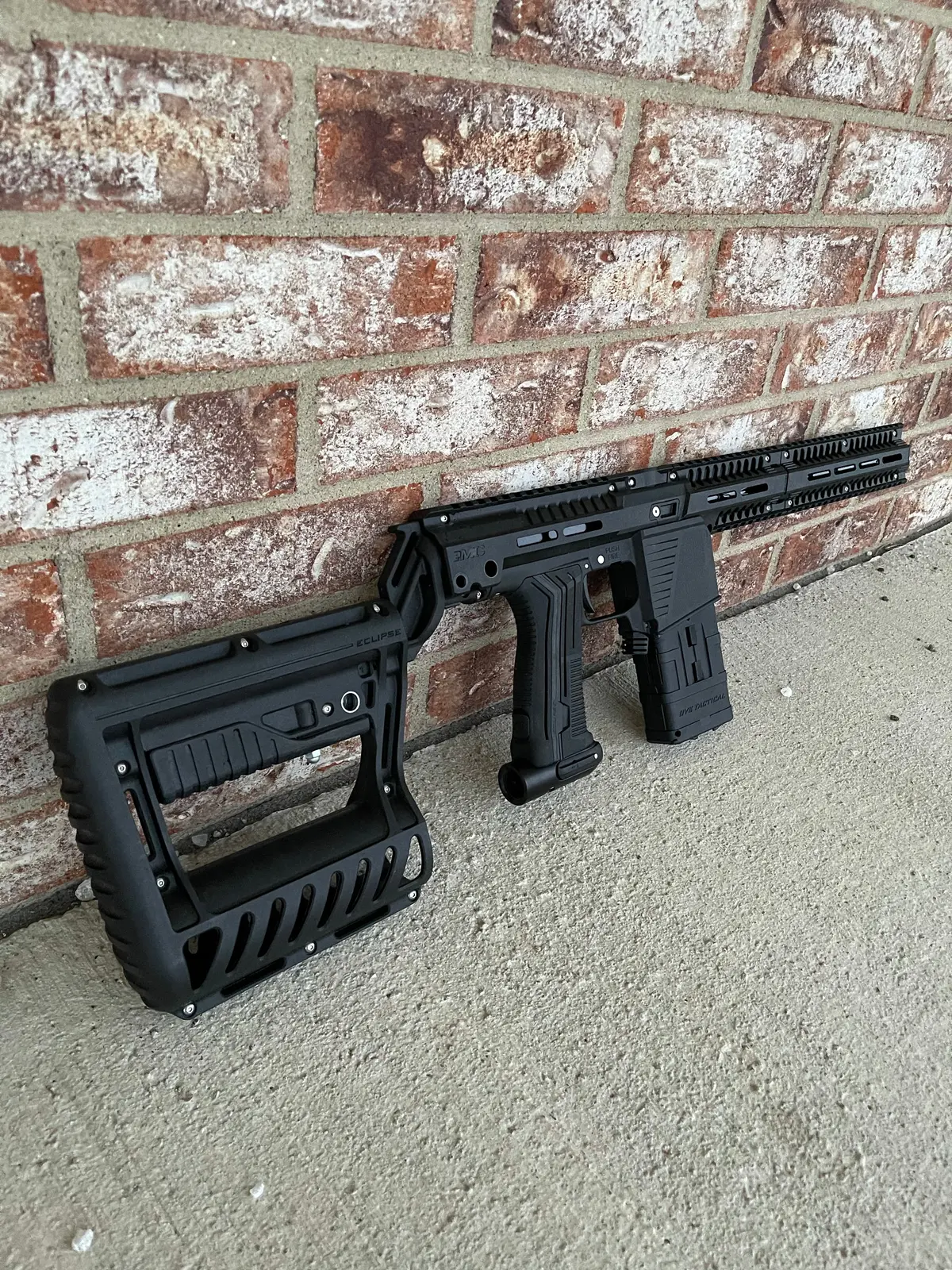 Used Planet Eclipse Emf100 Paintball Gun - Black 1