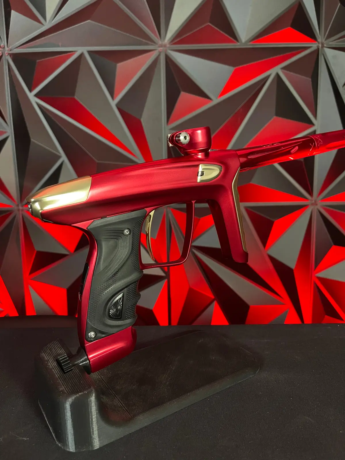 Used Dlx Luxe Tm40 Paintball Gun - Dust Red / Gloss Gold 1