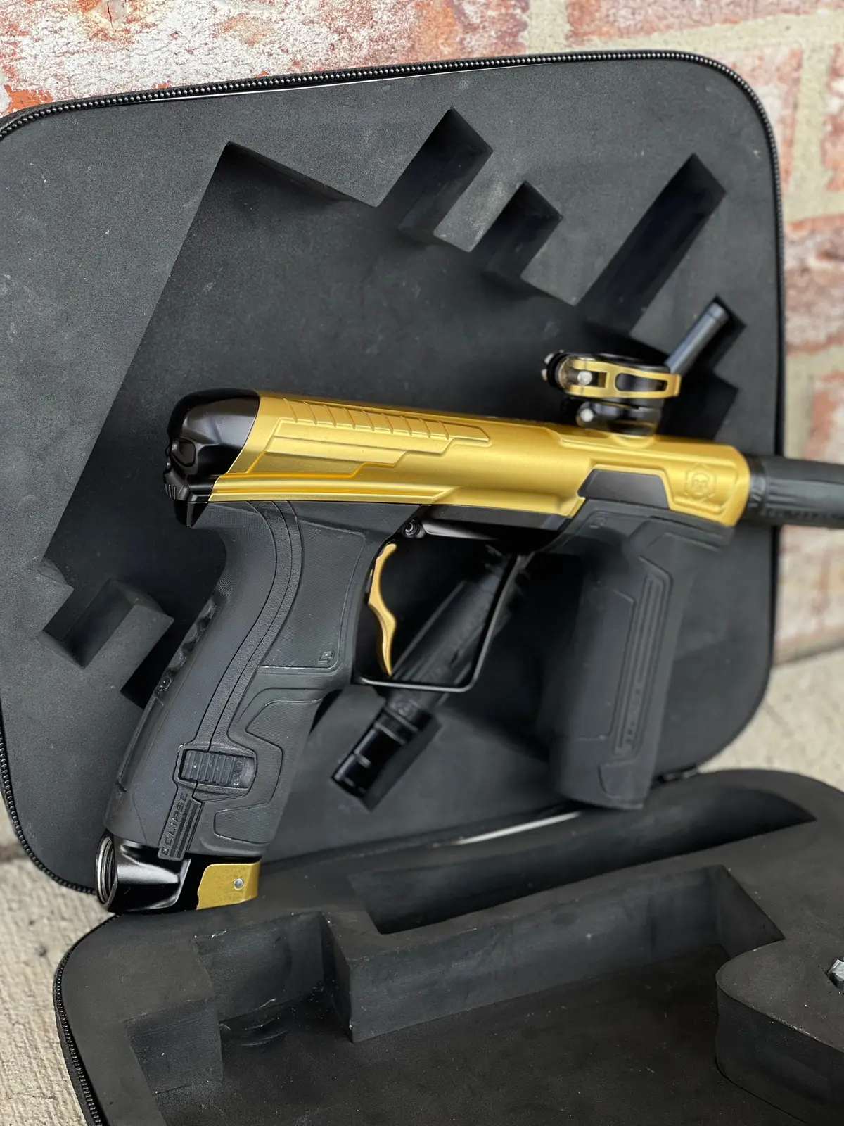 Used Infamous / Planet Eclipse Cs2 Paintball Gun - Gold / Black W/ Deuce Trigger & 2 Fl Inserts 1