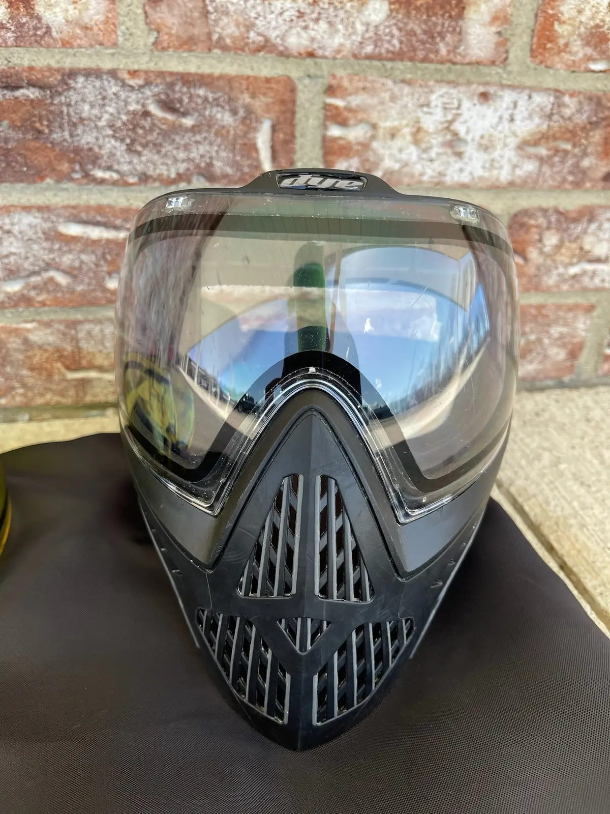 Used Dye I5 Paintball Goggle - Black W/Grey Accents - Soft Goggle Bag - 2 Lenses 1