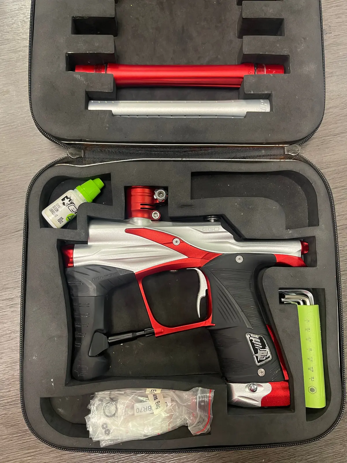 Used Planet Eclipse Ego Lv1 Paintball Marker- Silver / Red 1